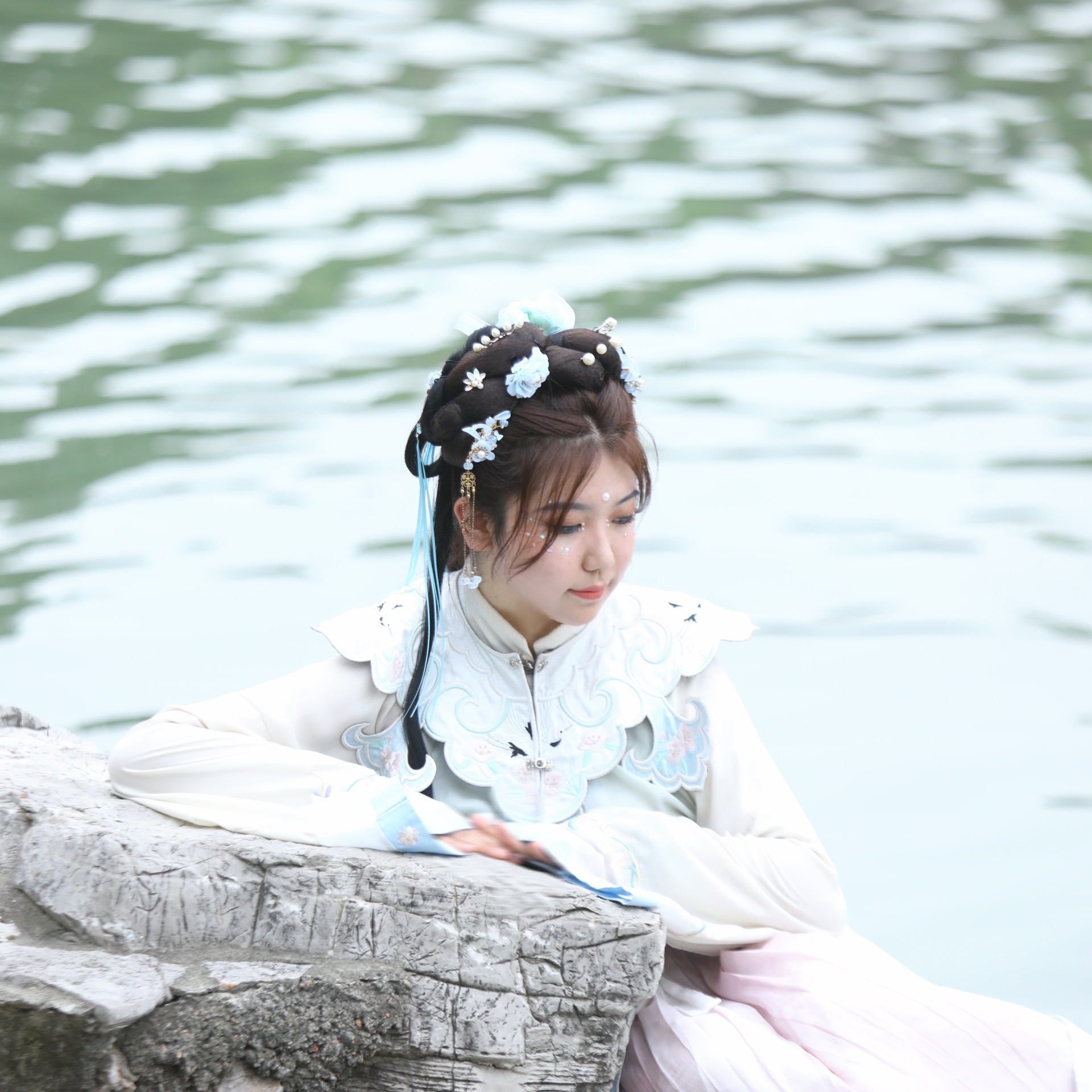 妈妈和儿子不能说的快乐 父母也应有自己的和儿社交圈