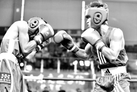 911吃瓜首页 吃瓜首页与知乎热榜相比