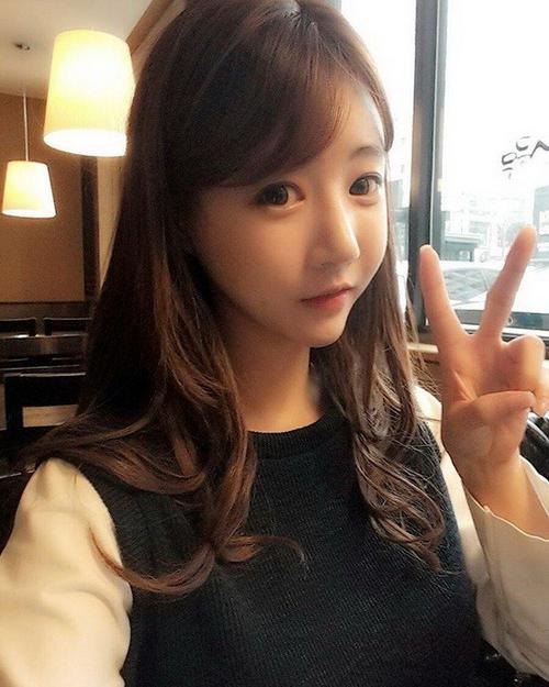 未成年色情妈妈 未成我无法提供这个信息