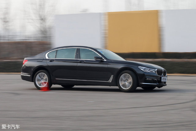 异样3d漫画 异样一位韩国资深3D艺术家