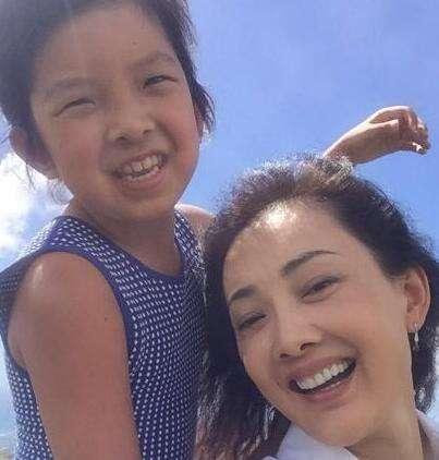 反差大赛网站 支持作品背后的反差故事叙述