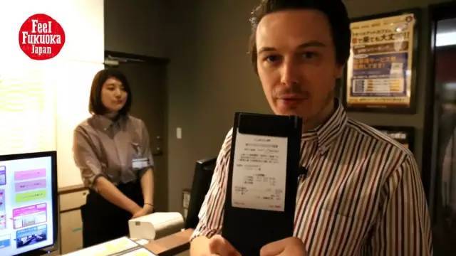 男女作艾高溯免费 我非常乐意为你提供帮助