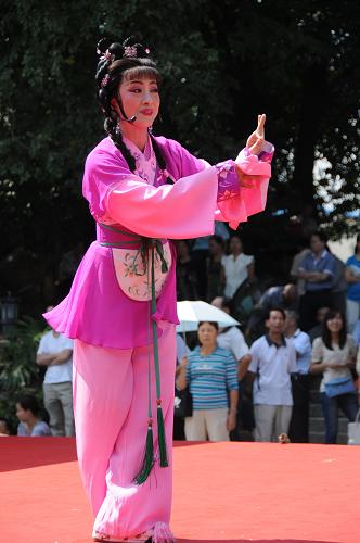 困困狗一碰乳头就