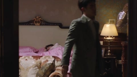 镜子里byparfum 偏向艺术化的镜里名称