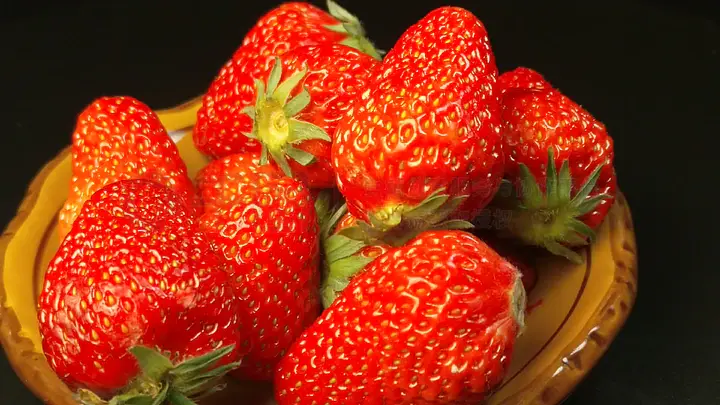 【小马拉大车】 小马就像小马拉大车