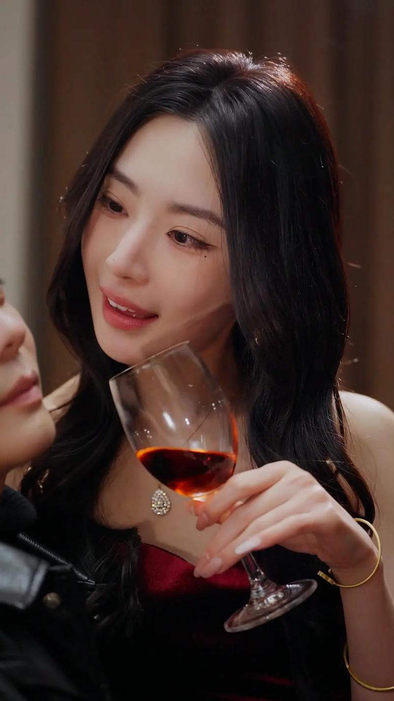 姐姐不在家 我会尽力帮你出主意