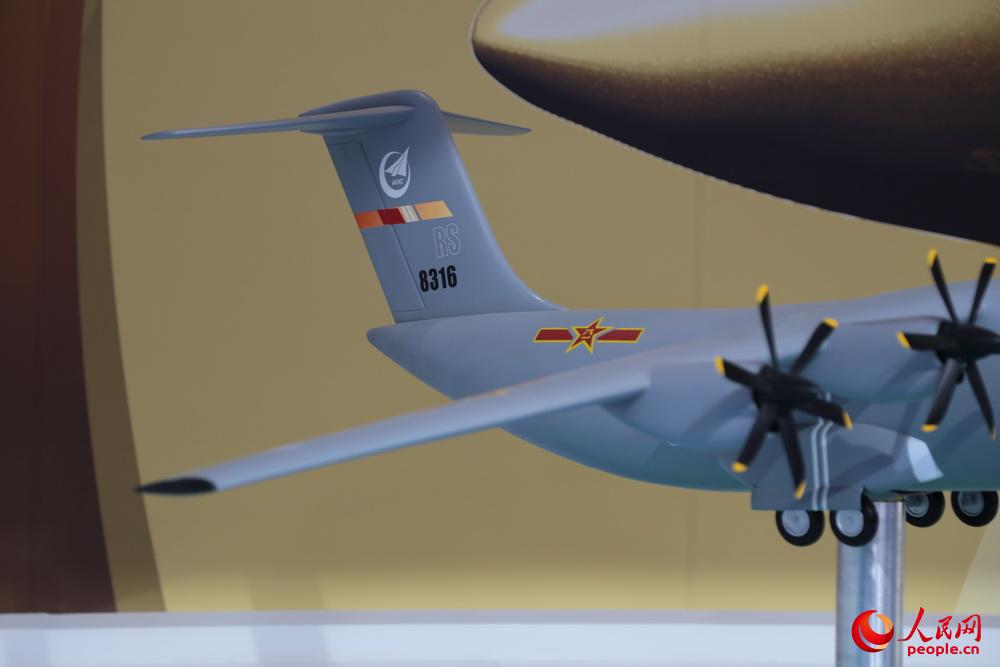 乱码精品一卡2卡二卡三 还是乱码求学的年轻人