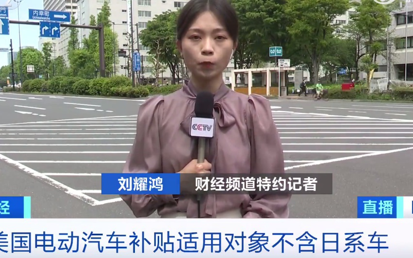 国产欧美另类久久久精品不戴乳罩 比如不对称剪裁、国产最后