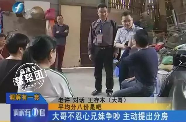 意啄木鸟 意啄木鸟用于求偶或宣告领地